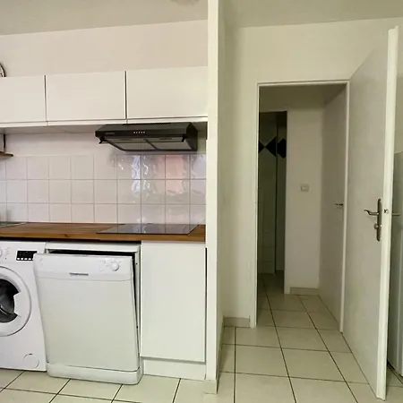 Rdc Avec Piscine, A 60m De La Plage, Proche Commerces, Wifi, Parking En Option - Fr-1-748-28 Apartment